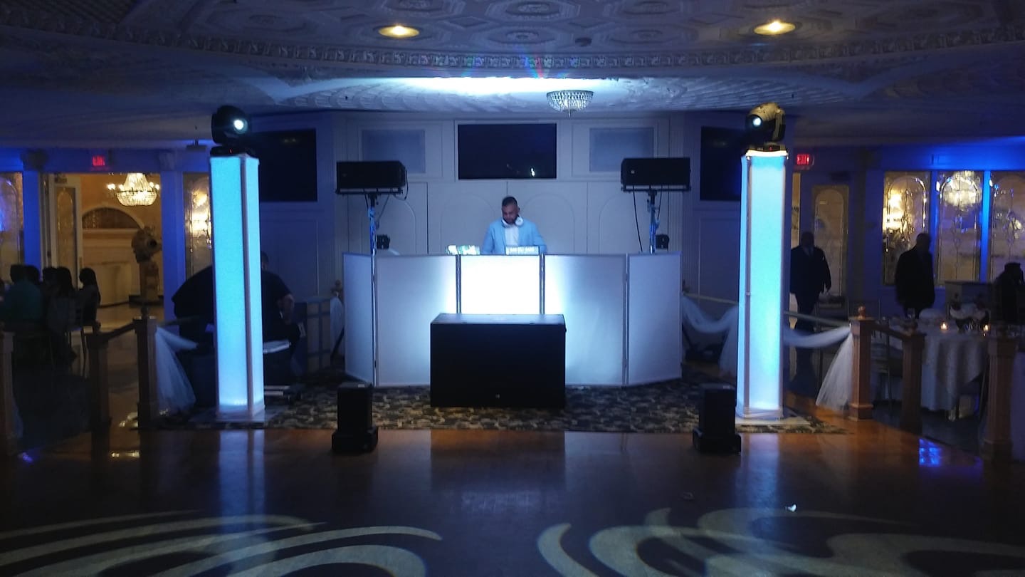 DJ stage in a wedding event organized by Revel Event Productions